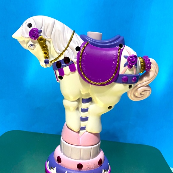 SKYLIGHT CELESTIAL PRINCESS CAROUSEL HORSE LIGHT N’ SOUND MUSIC VTG 1996 WORKS! - Picture 5 of 16